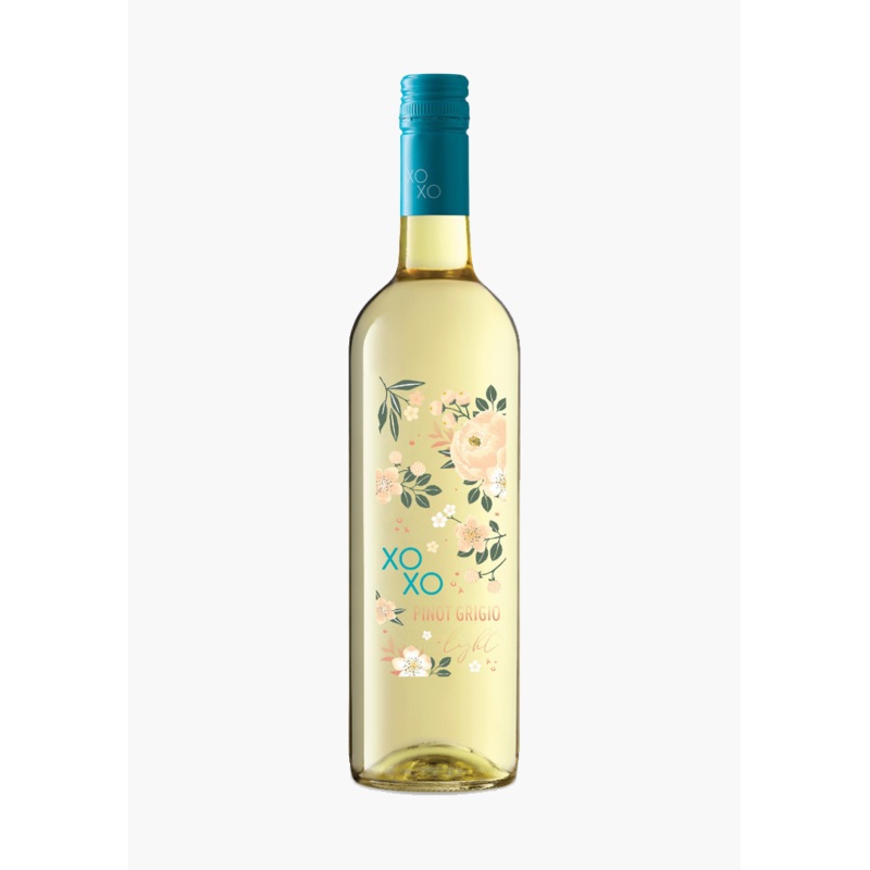 XOXO Pinot Grigio Light|Canada|750ML