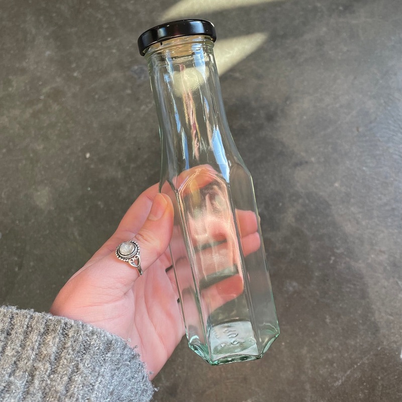 Sauce Bottle Glass Hex Shape with Lid 250 ml