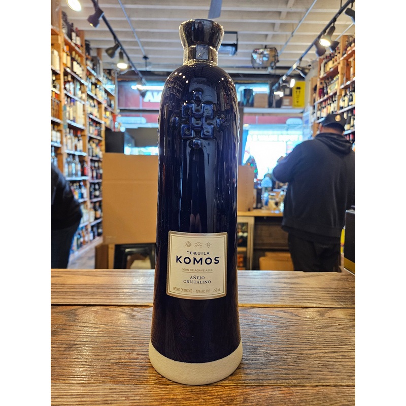 Komos Anejo Cristalino 750mL